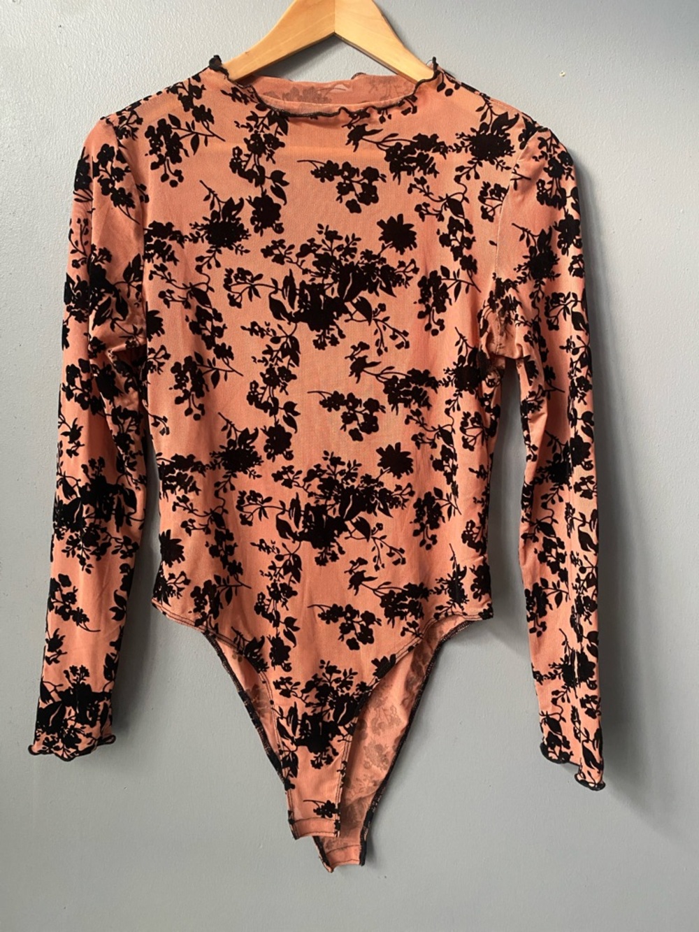 Long Sleeve Floral Bodysuit in Dusty Rose and Black